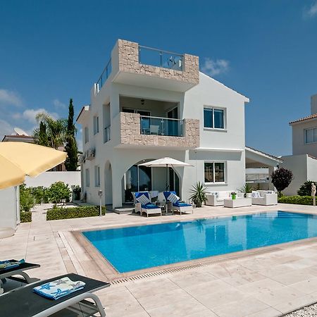 Villa Verdi: Luxury Villa With Private Pool Péja Eksteriør bilde