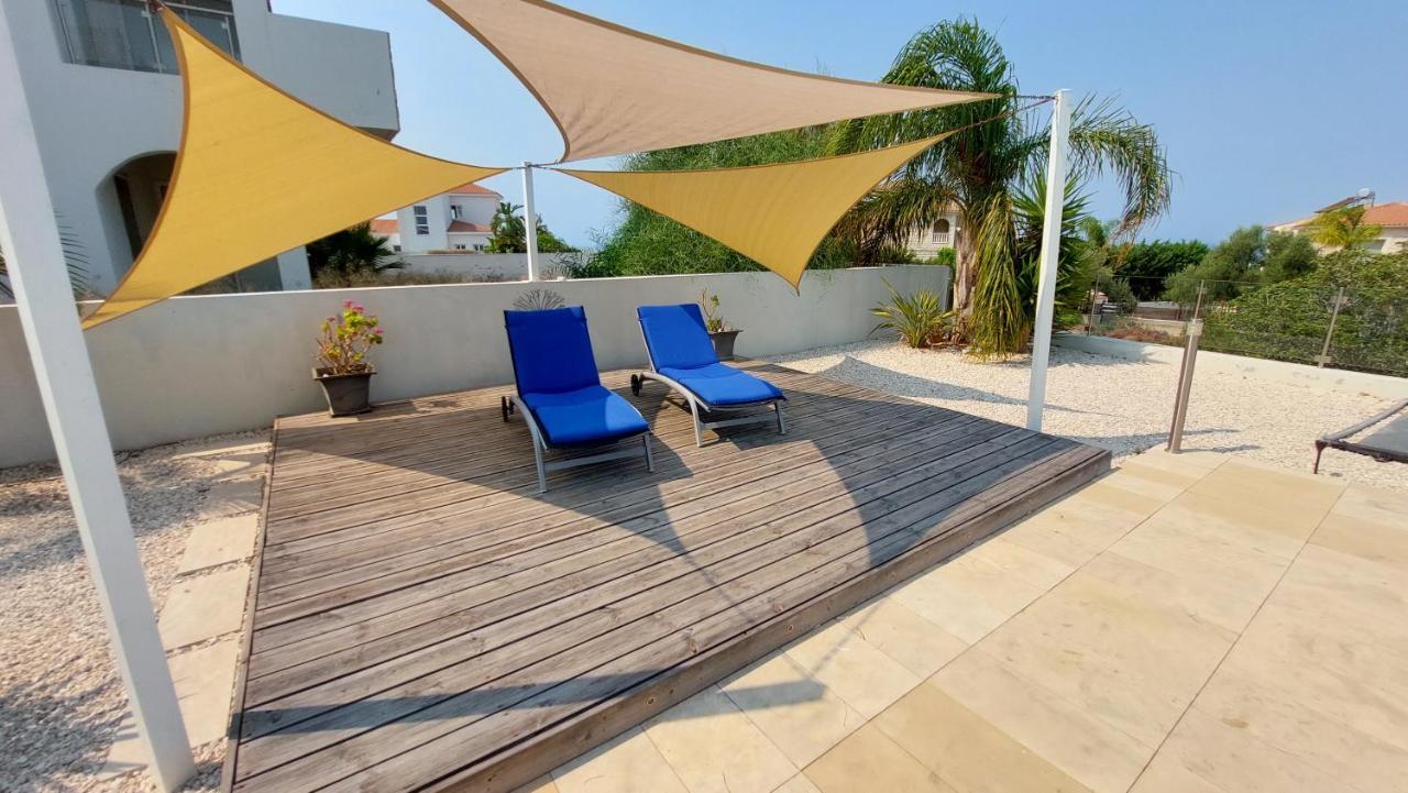 Villa Verdi: Luxury Villa With Private Pool Péja Eksteriør bilde